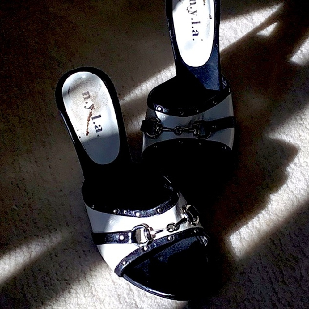 N.Y.L.A. HEELS